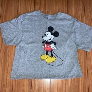 Disney women’s crop Mickey Mouse Shirt Size:M